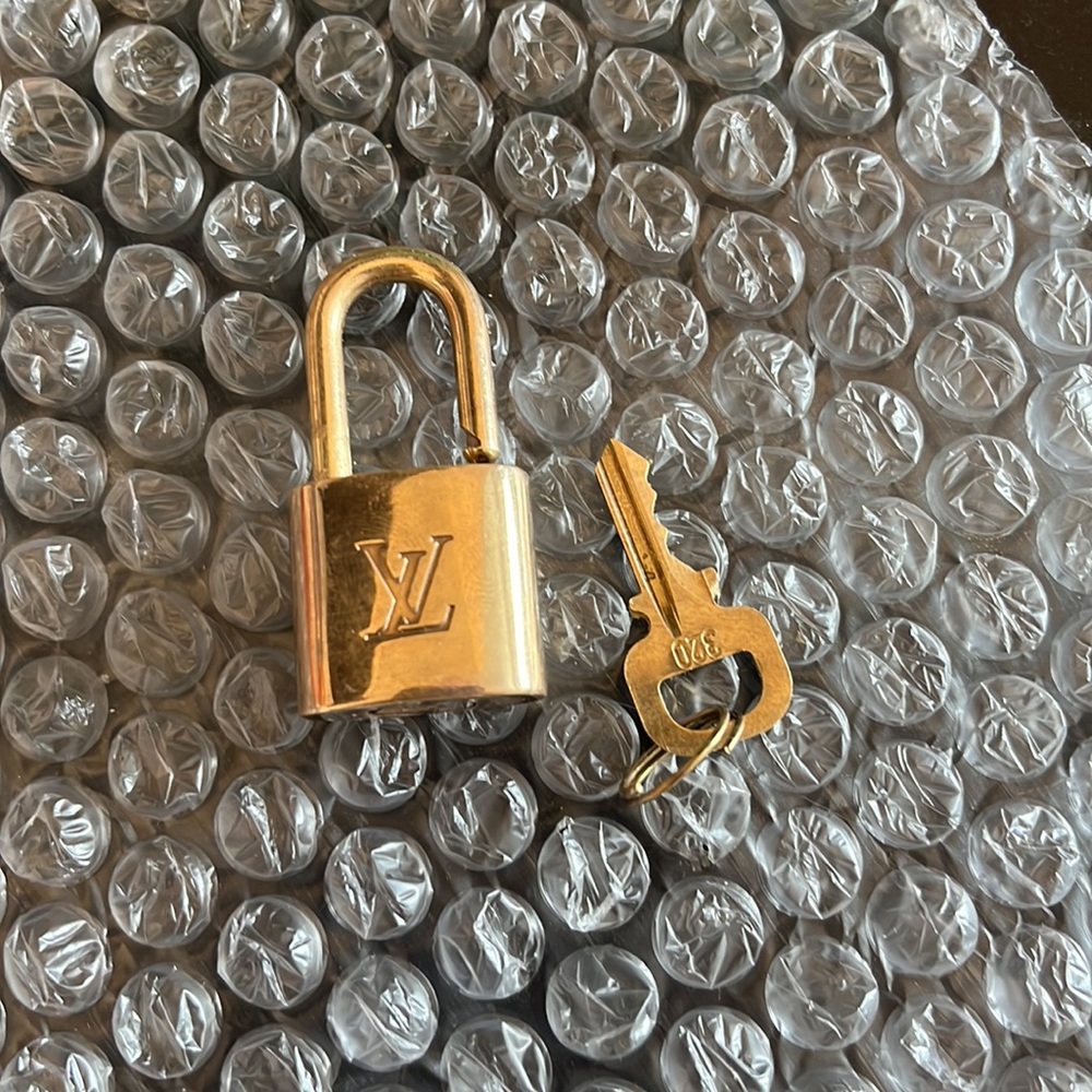 LV lock 320